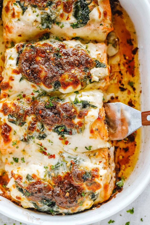Spinach Salmon Casserole with Cream Cheese and Mozzarella