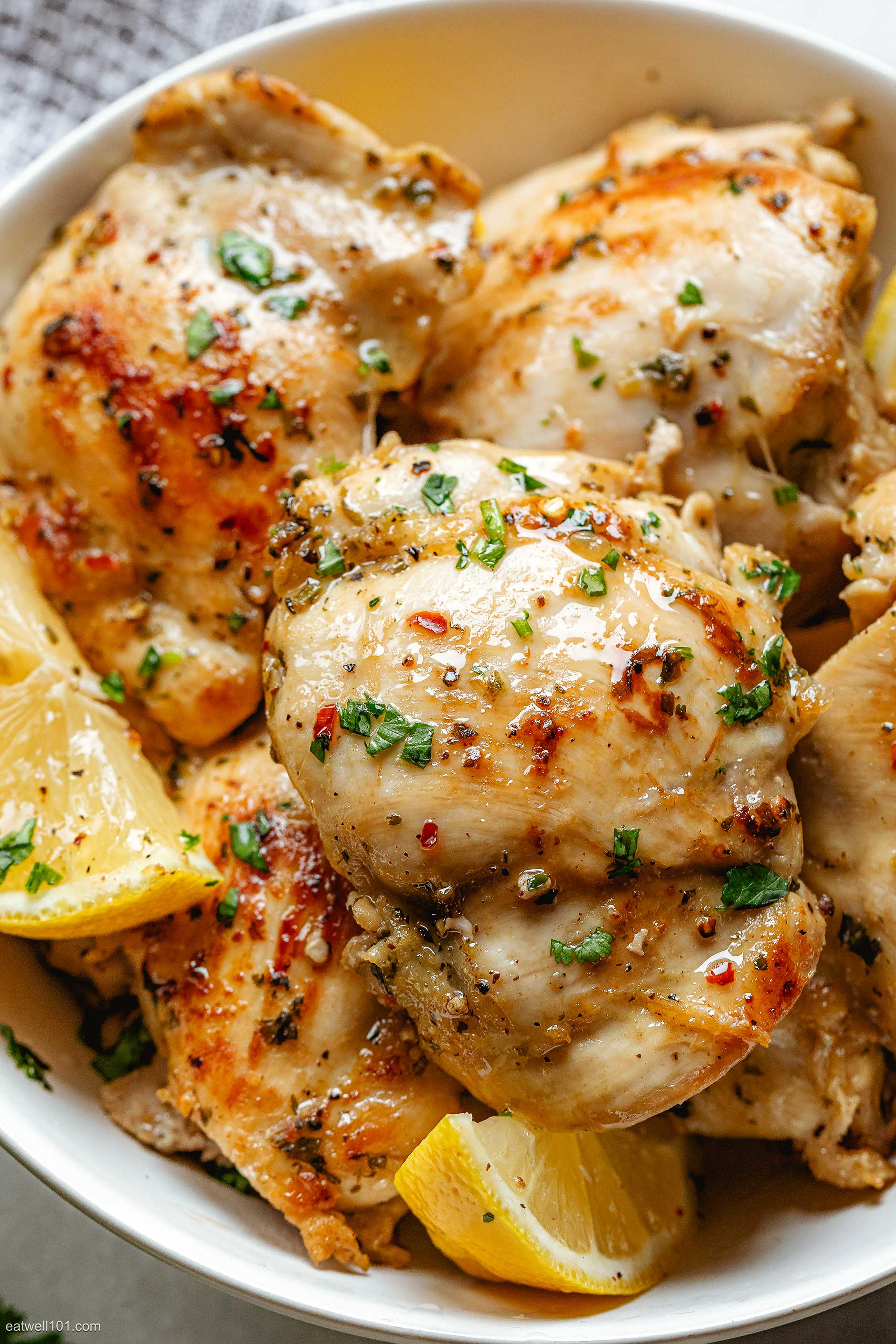 Garlic Lemon Chicken Thighs Recipe – Boneless Skinless Chicken Thighs ...