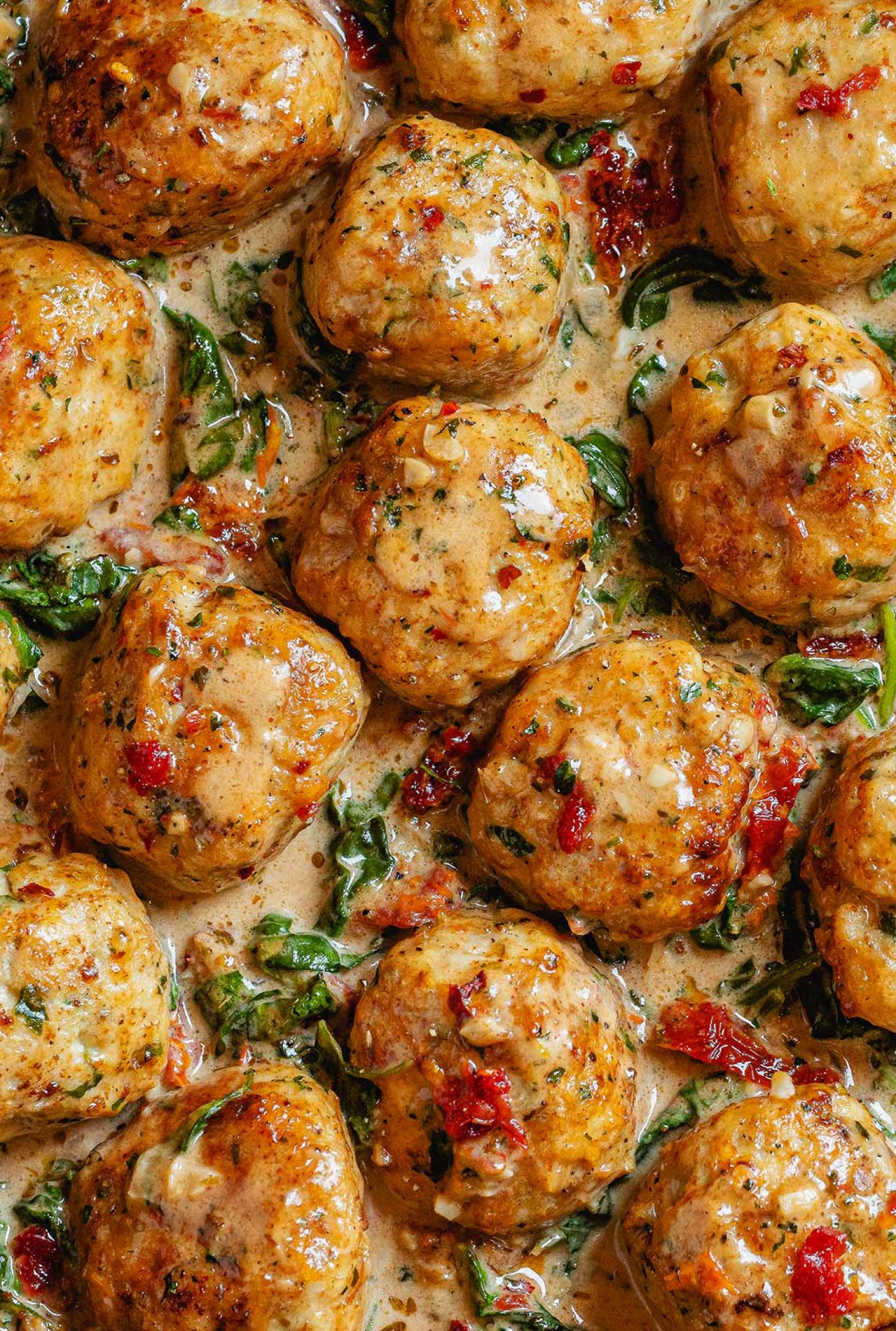 Creamy Spinach Turkey Meatballs - #recipe by #eatwell101 - https://www.eatwell101.com/creamy-spinach-turkey-meatballs-recipe