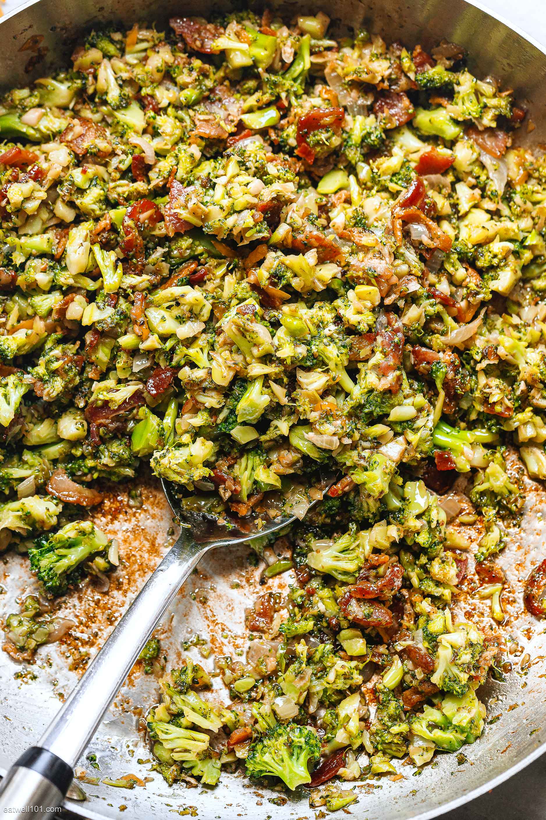 Garlic Bacon Broccoli Skillet 2