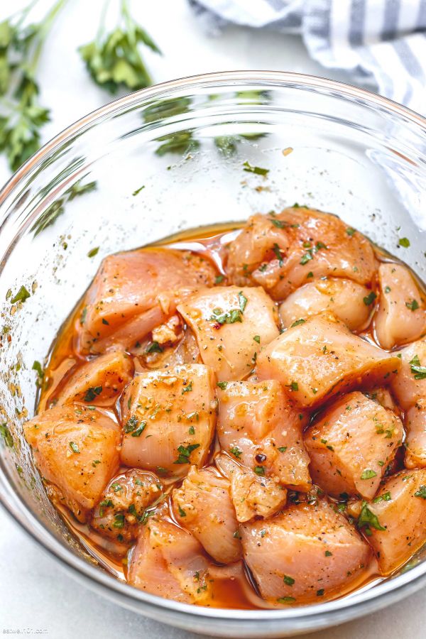 Grilled Chicken Breasts with  Lemon Garlic
