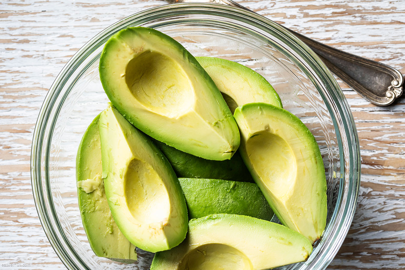 how to make Homemade guacamole