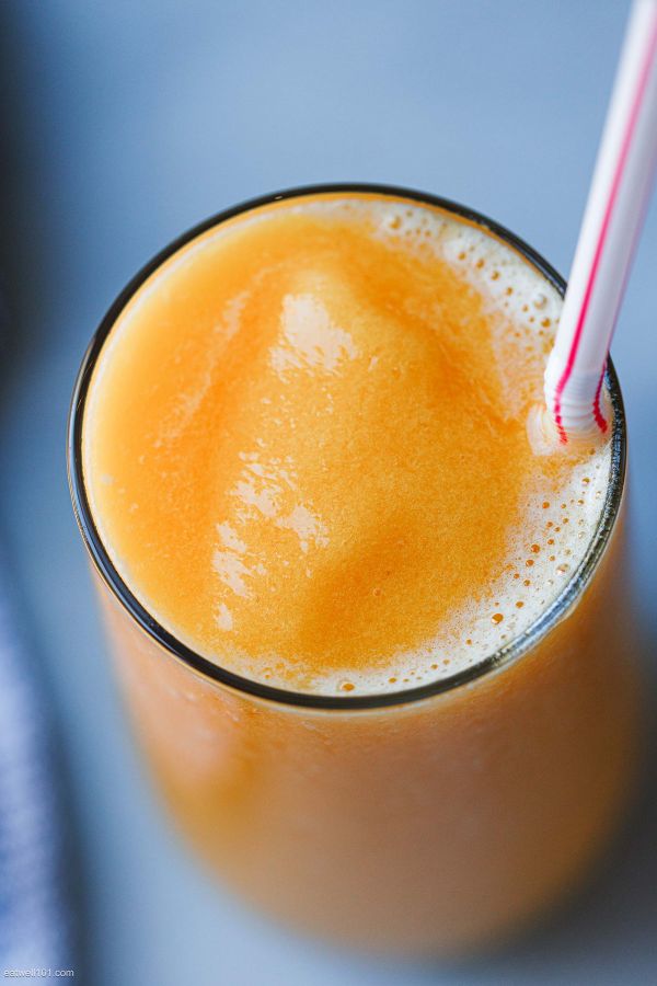 Easy Banana Peach Smoothie - #recipe by #eatwell101 - https://www.eatwell101.com/banana-peach-smoothie-recipe