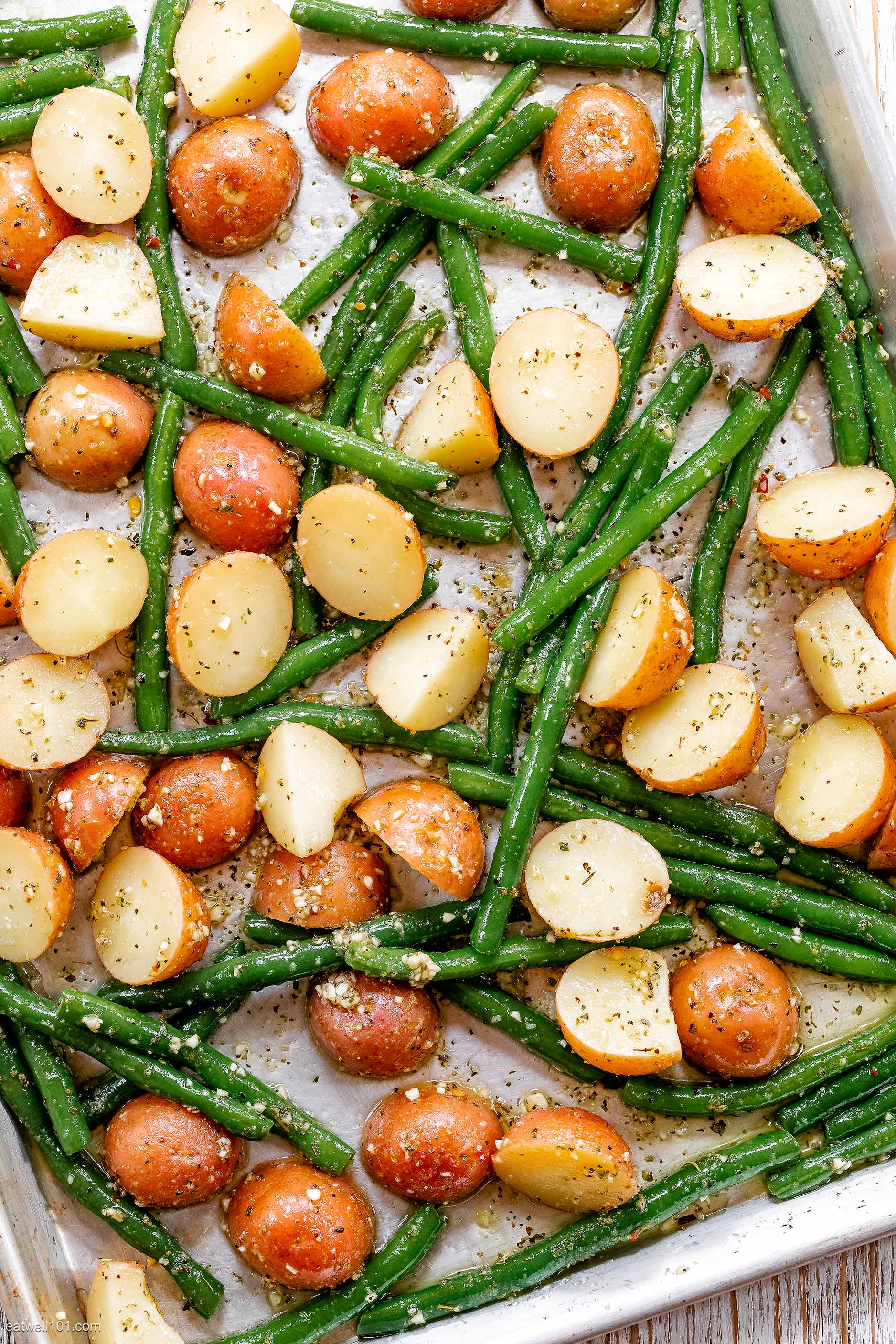 Roasted Garlic Potatoes and Green Beans Recipe 4