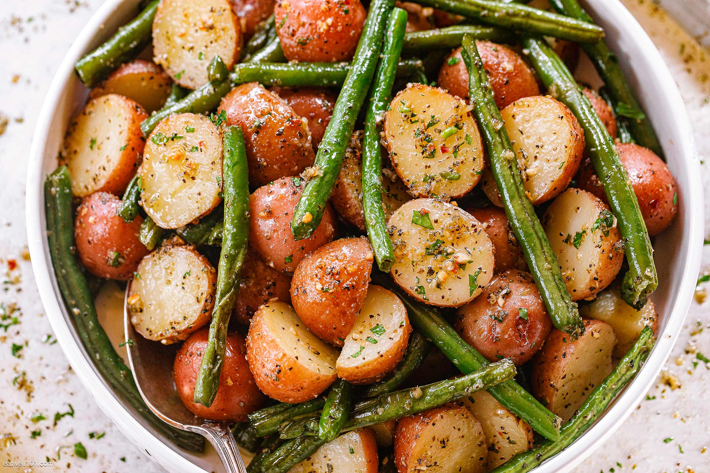 Roasted Garlic Potatoes and Green Beans