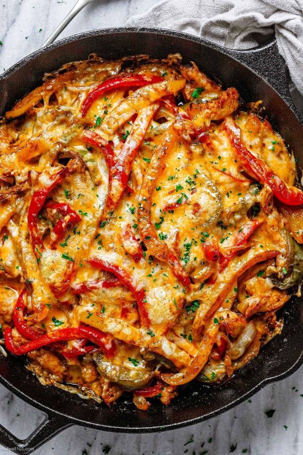 Cheesy Fajita Chicken Bake