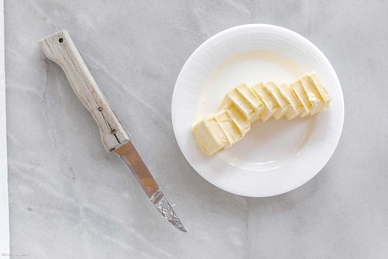 making a noodle kugel