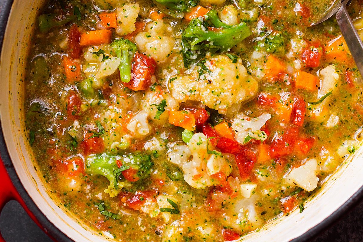 23 Easy Vegetarian Soup Recipes