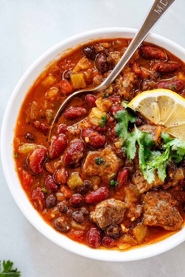Slow Cooker Beef Chili - #recipe by #eatwell101 - https://www.eatwell101.com/slow-cooker-beef-chili-recipe