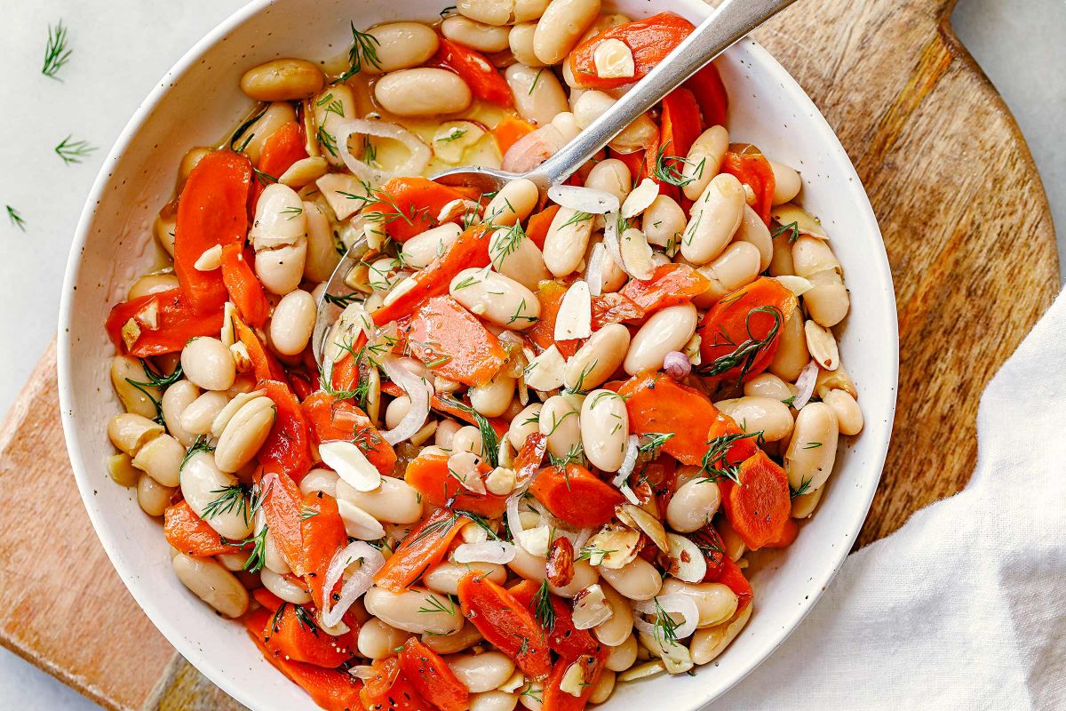 White Bean and Carrot Salad