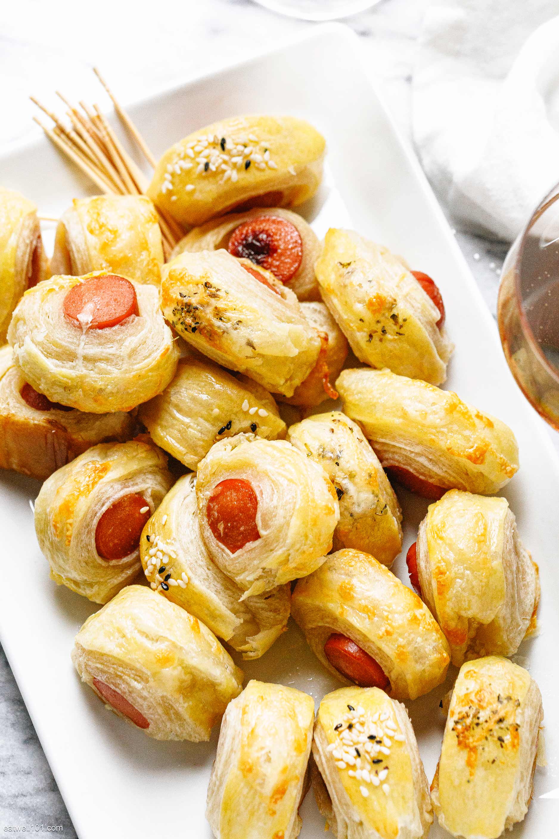 Puff Pastry Pigs in a Blanket – Sausage Puff Pastry Appetizers Recipe
