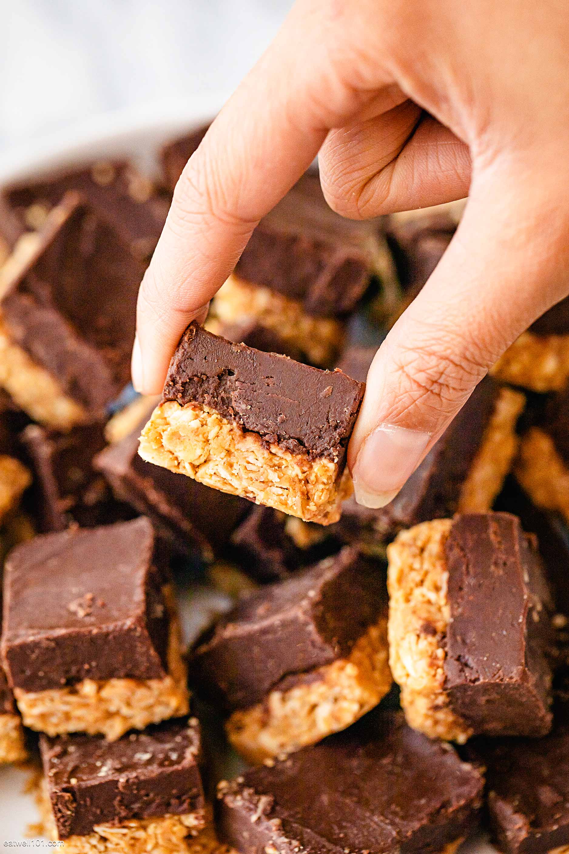 healthy Peanut Butter Chocolate Bites
