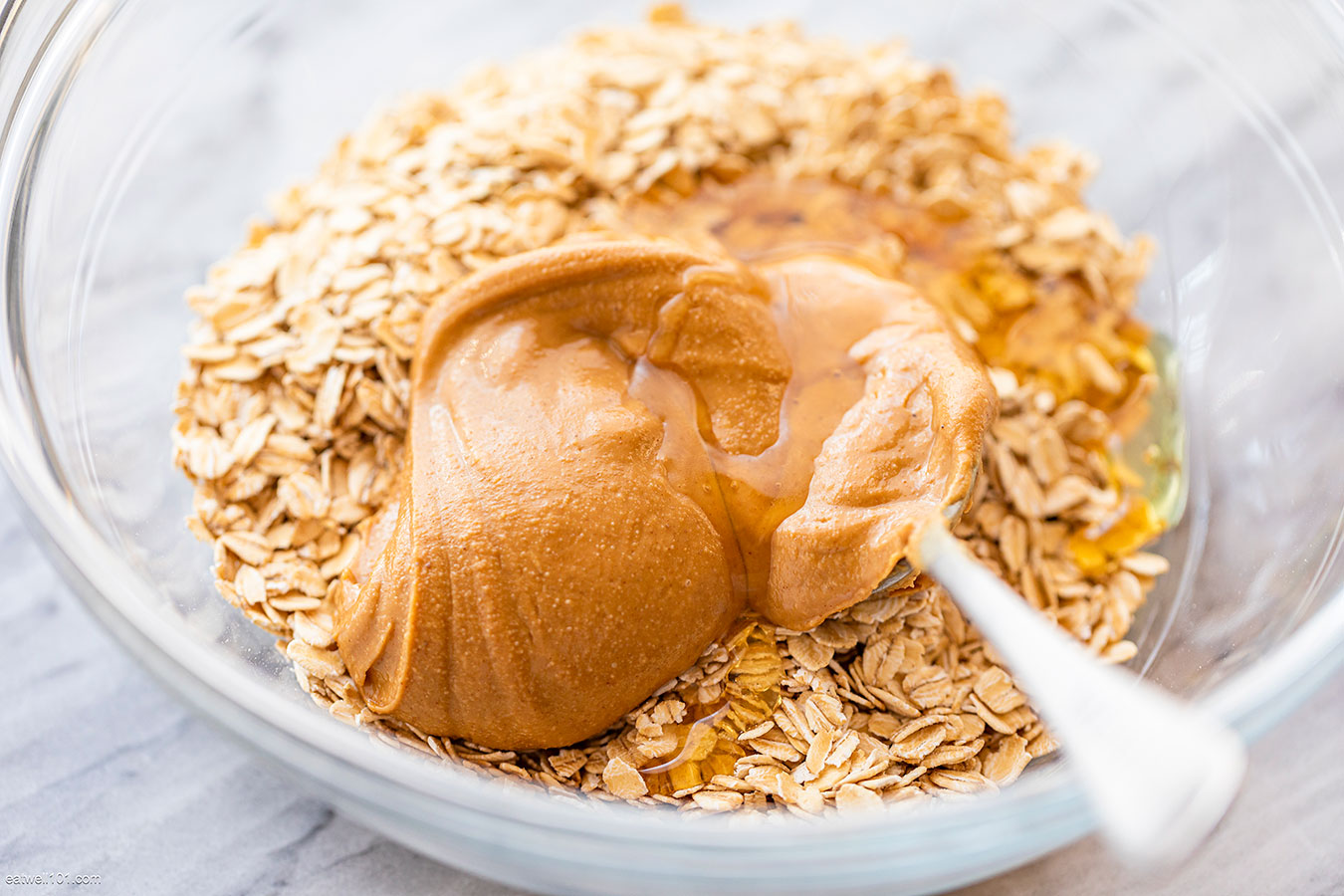 how to make Peanut Butter Chocolate Bars