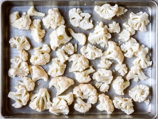 Garlic Parmesan Roasted Cauliflower