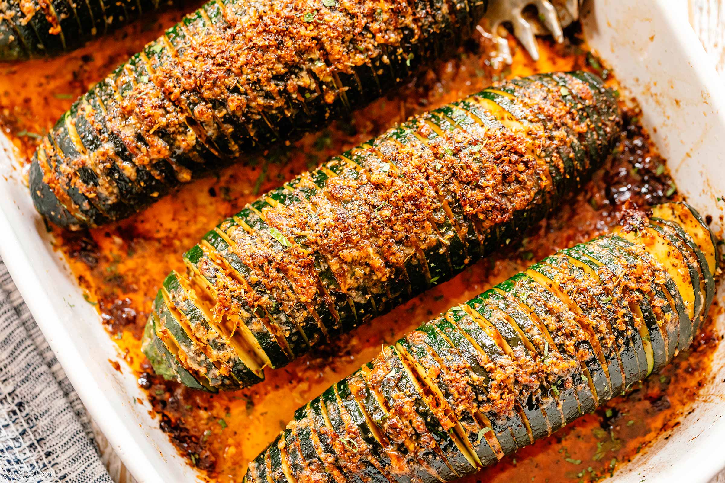 Garlic Parmesan Roasted Zucchini