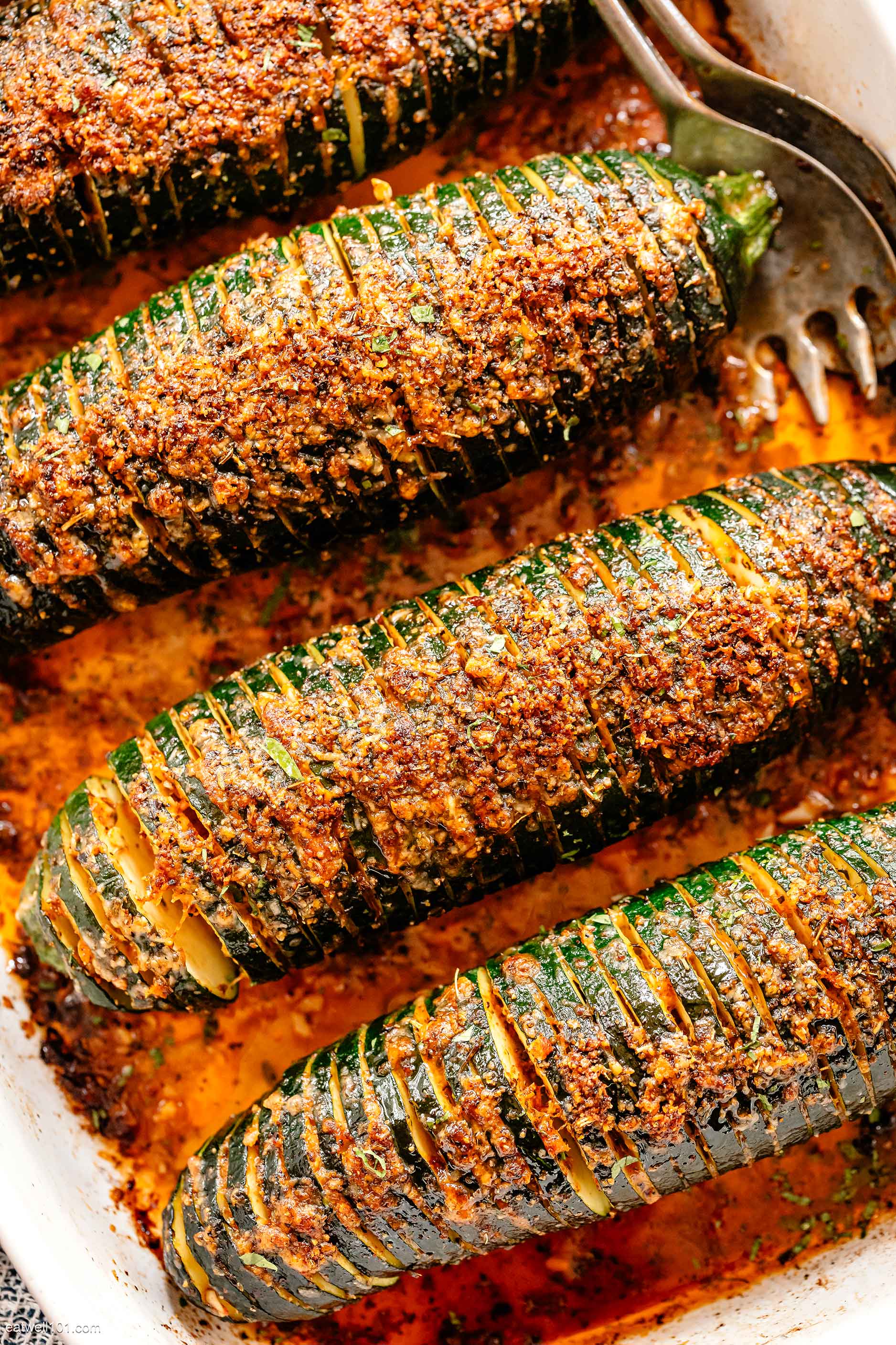 Garlic Parmesan Roasted Zucchini
