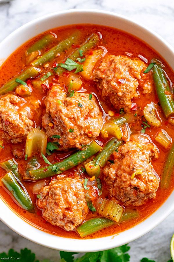 Mexican Meatball Soup {Albondigas Soup} - #recipe by #eatwell101 - https://www.eatwell101.com/mexican-meatball-soup-recipe