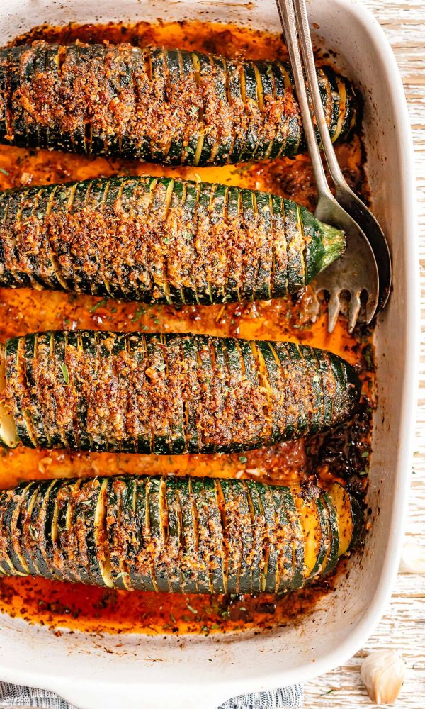 Garlic Parmesan Roasted Zucchini