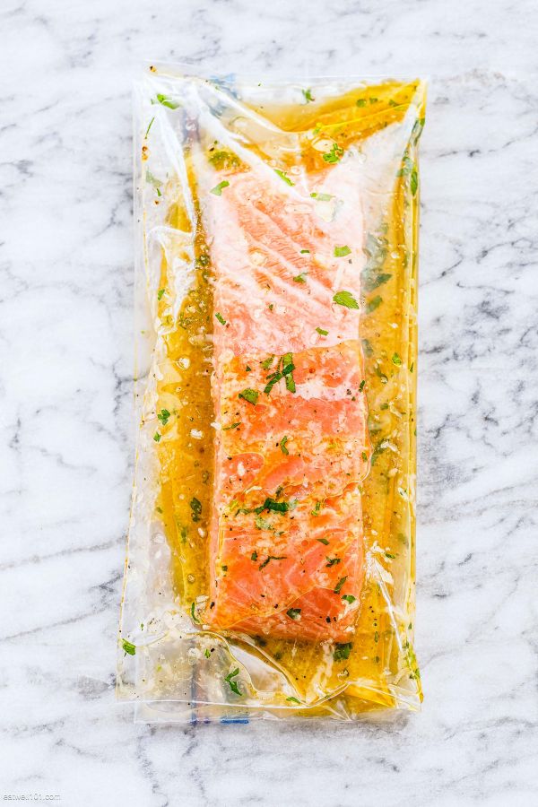 Honey Lemon Garlic Salmon Marinade - #recipe by #eatwell101 - https://www.eatwell101.com/salmon-marinade-recipe