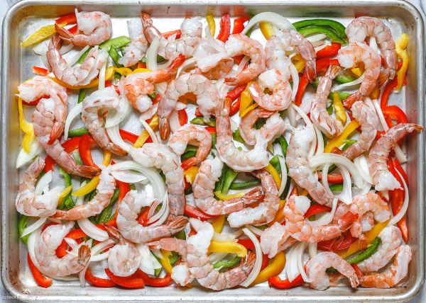 Sheet Pan Shrimp Fajitas