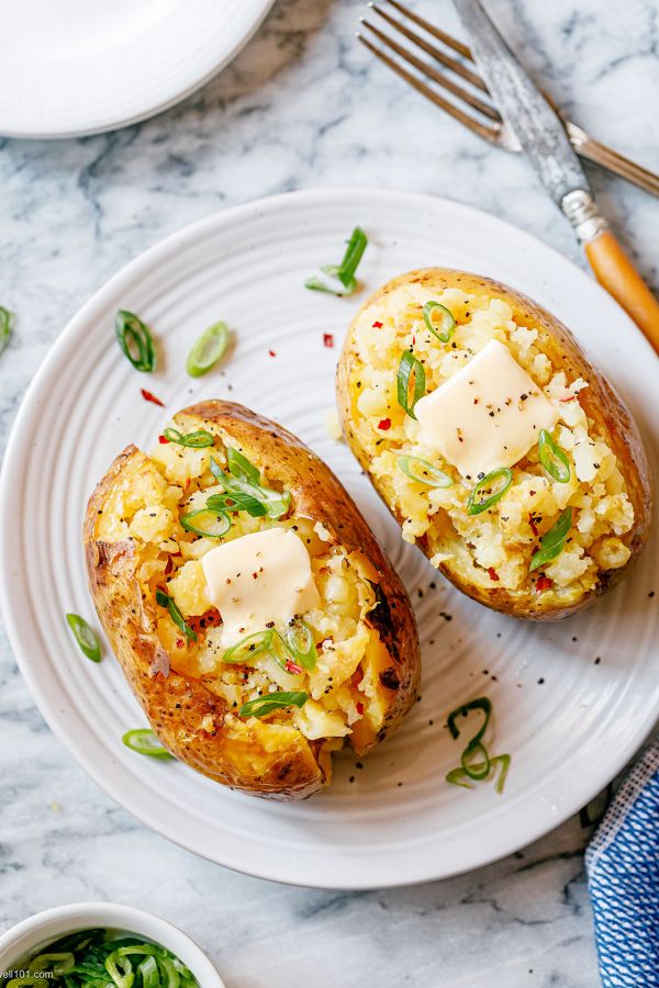 Perfect Instant Pot Baked Potatoes - #recipe by #eatwell101 - https://www.eatwell101.com/instant-pot-potato-recipe