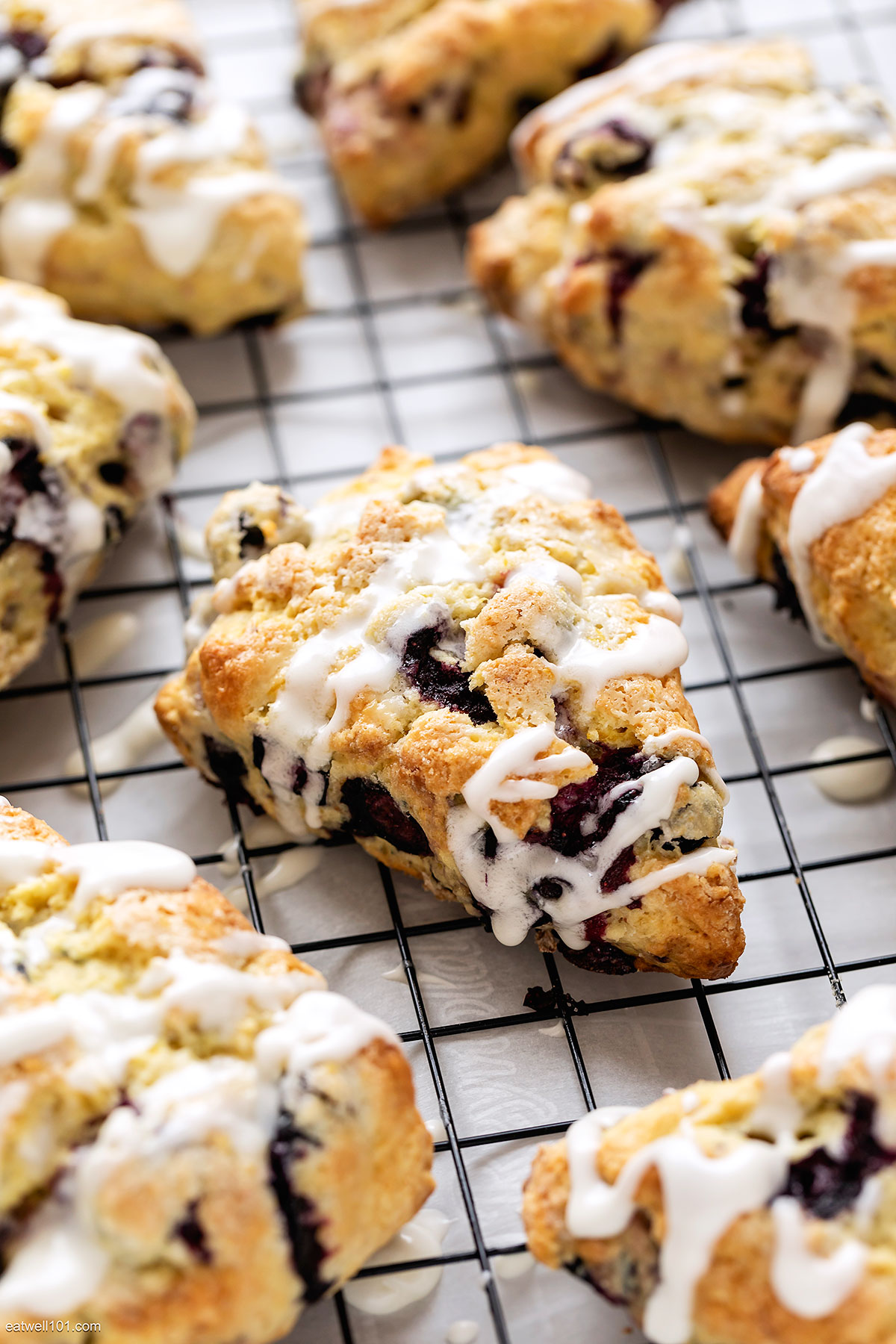 Easy Blueberry Scones Recipe – How to Bake Blueberry Scones — Eatwell101