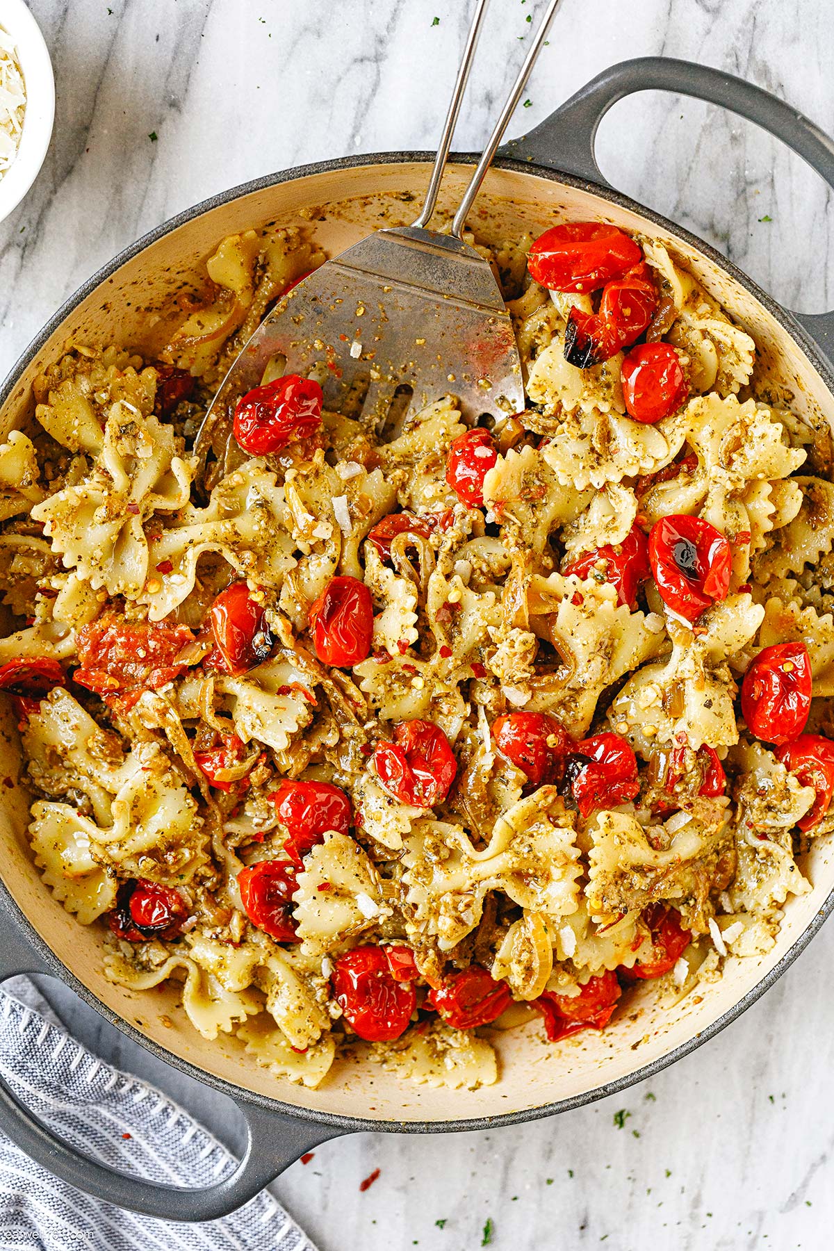 one pot pesto pasta