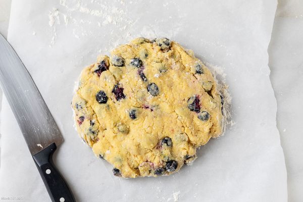 Easy Blueberry Scones
