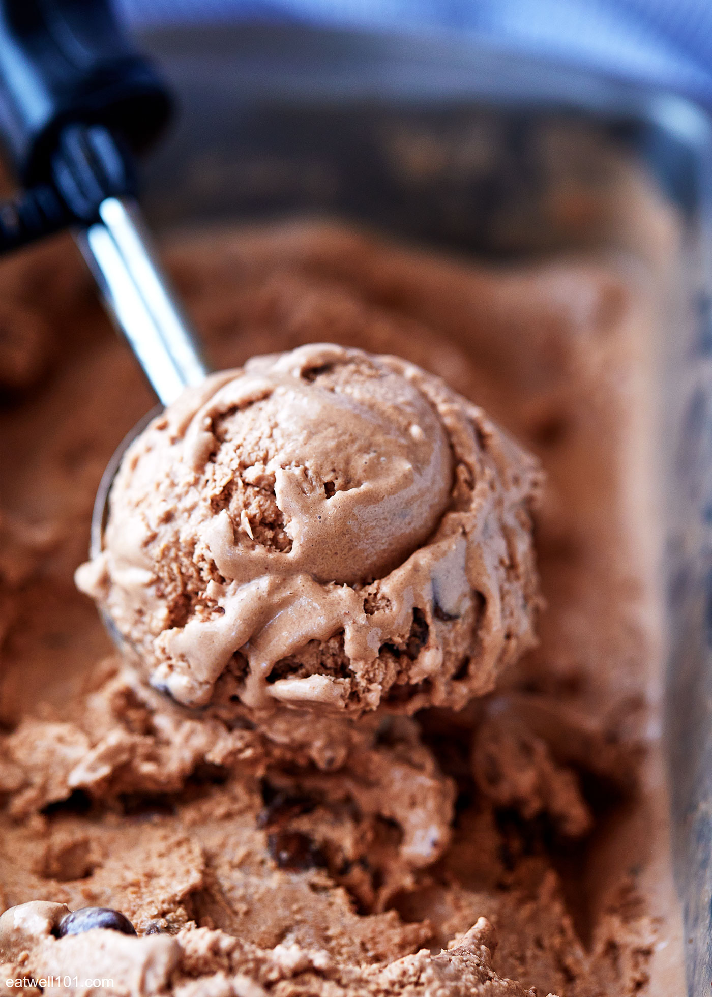 4-ingredient Double Chocolate Cream
