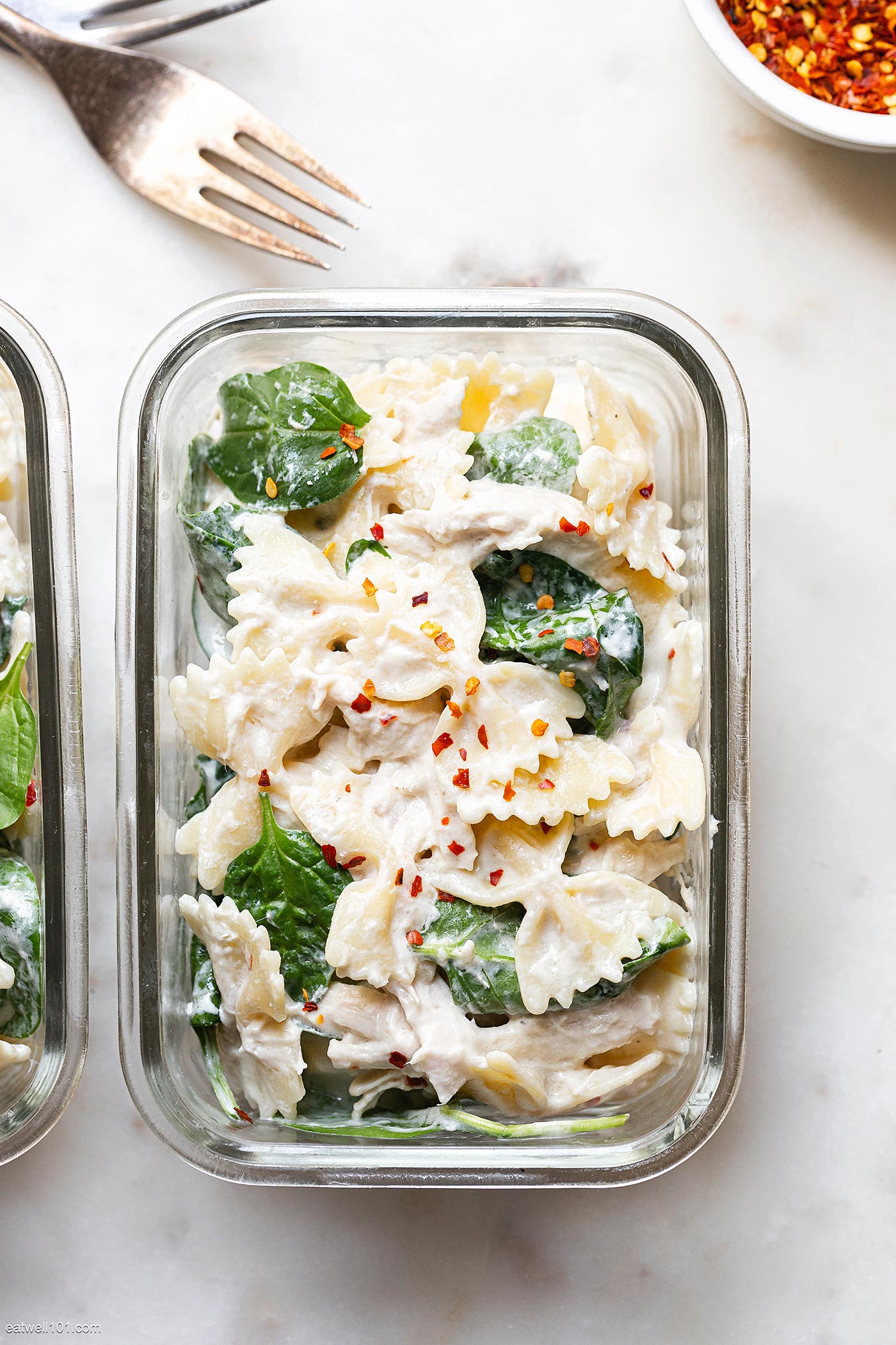 Chicken Spinach Pasta Salad Meal-Prep