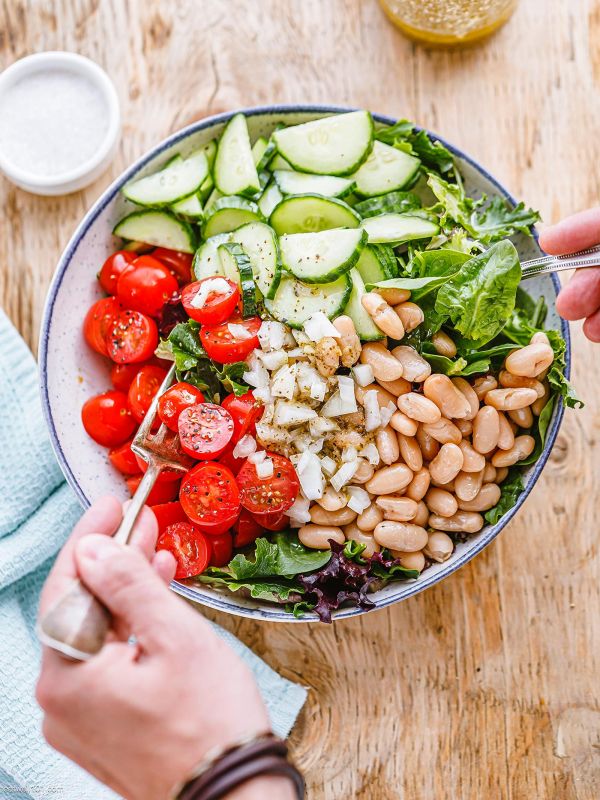 White-Bean Salad with Pesto Vinaigrette