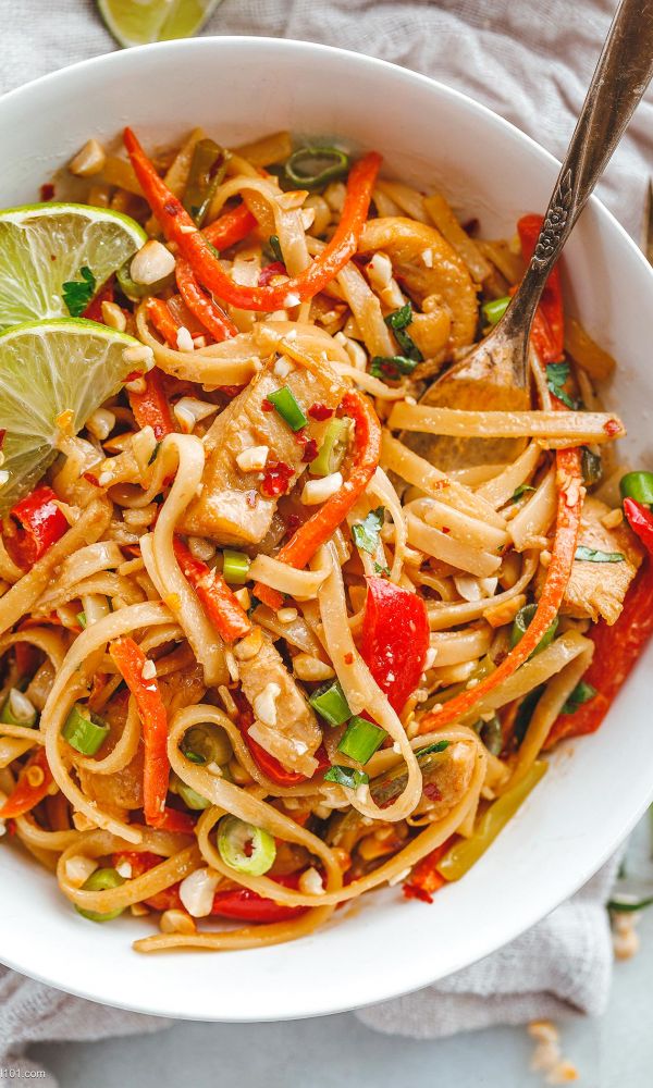Instant Pot Chicken Pad-Thai {Gluten-Free}