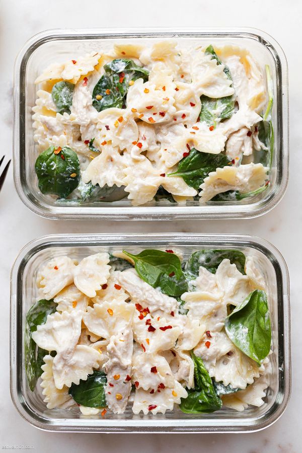 Spinach Chicken Pasta Salad Meal-Prep