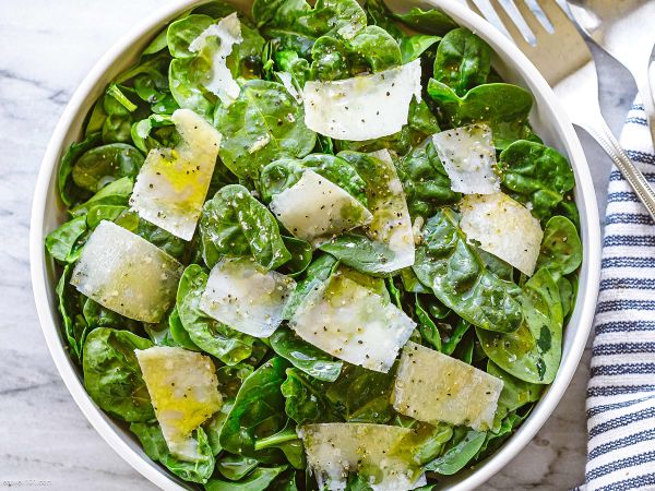 Simple Spinach Salad recipe 1
