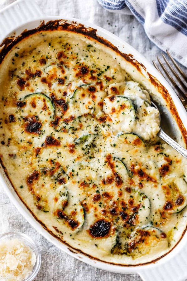 Cheesy Zucchini Gratin - #recipe by #eatwell101 - https://www.eatwell101.com/cheesy-zucchini-gratin-recipe