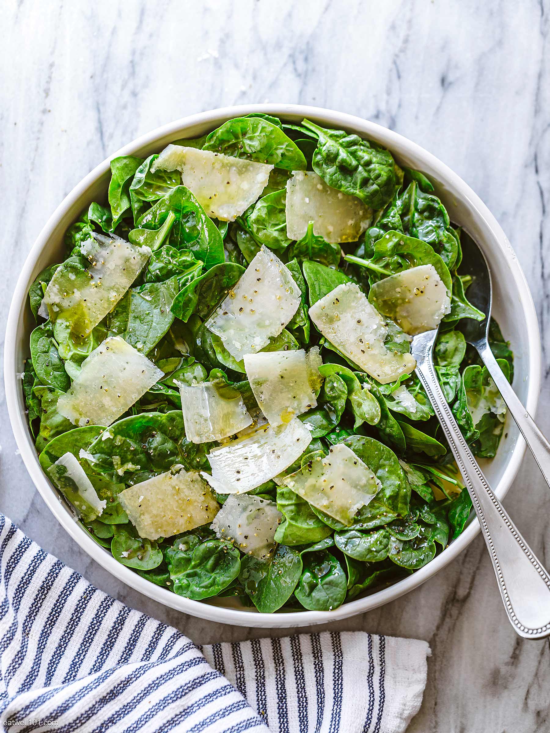 Simple Spinach Salad Recipe – Best Spinach Salad Recipe — Eatwell101