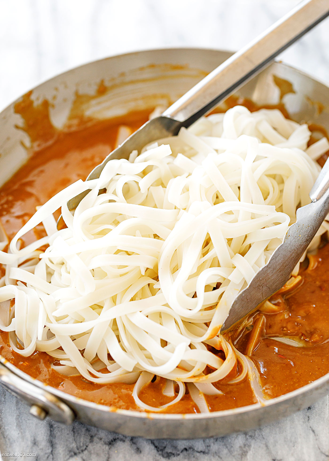 thai peanut butter sauce