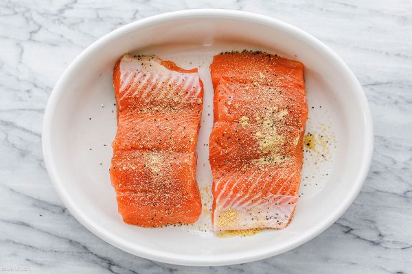 Easy Garlic-butter Baked Salmon