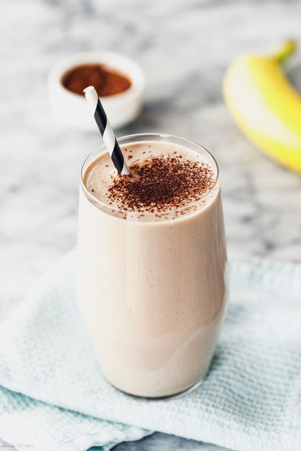 Chocolate Peanut Butter Protein Shake - #recipe by #eatwell101 - https://www.eatwell101.com/chocolate-peanut-butter-protein-shake-recipe