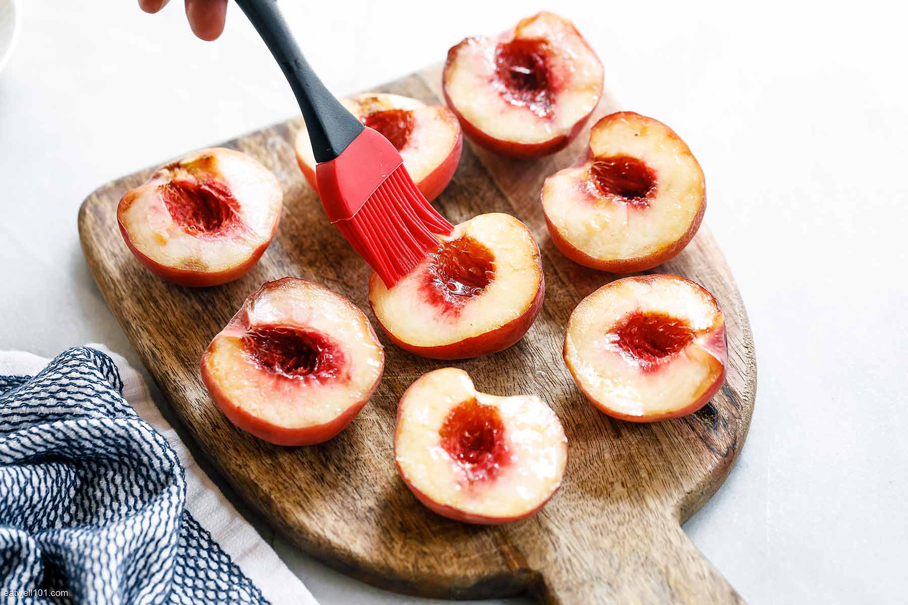 grilled peaches glaze