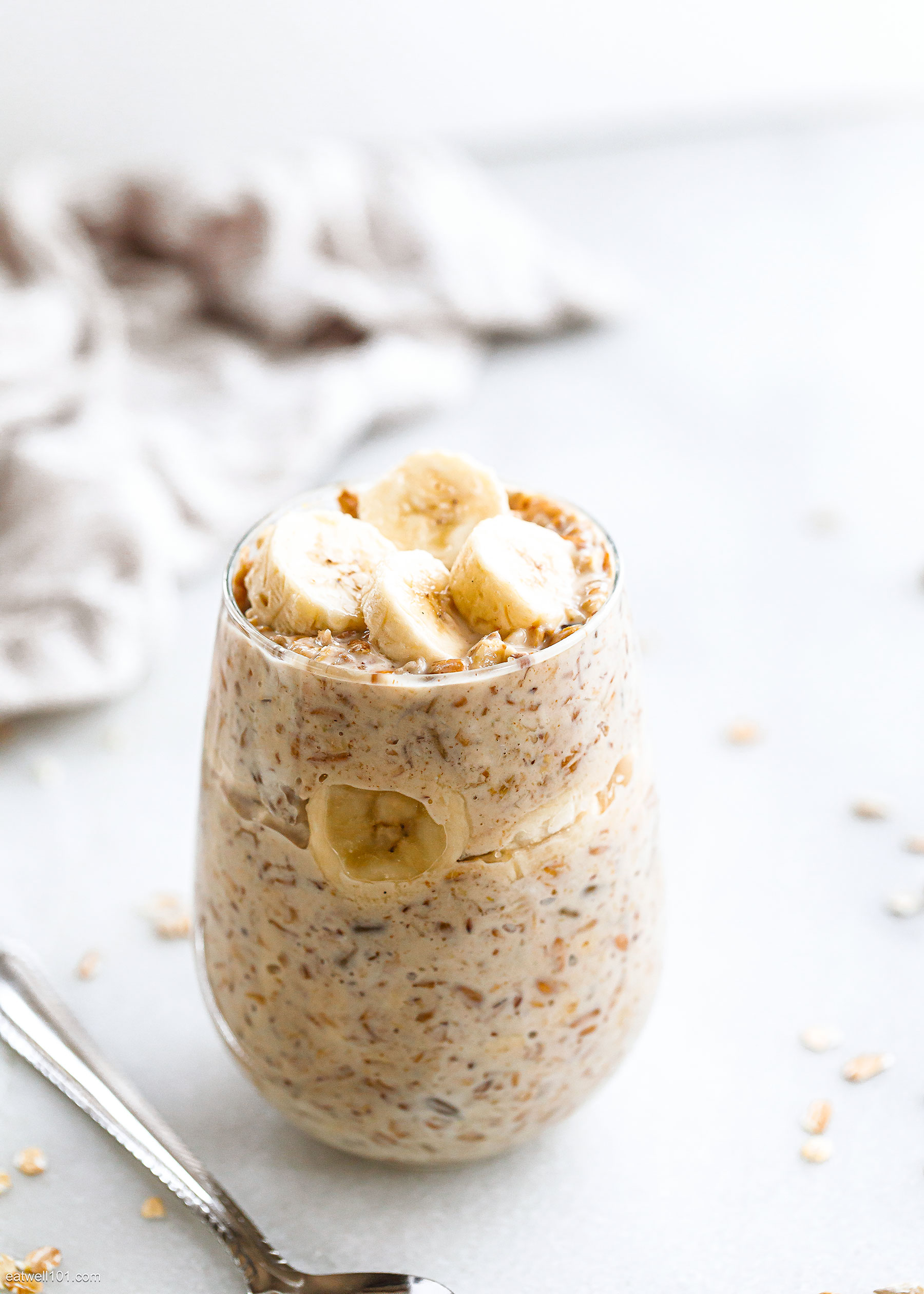 High Protein Peanut Butter Overnight Oats