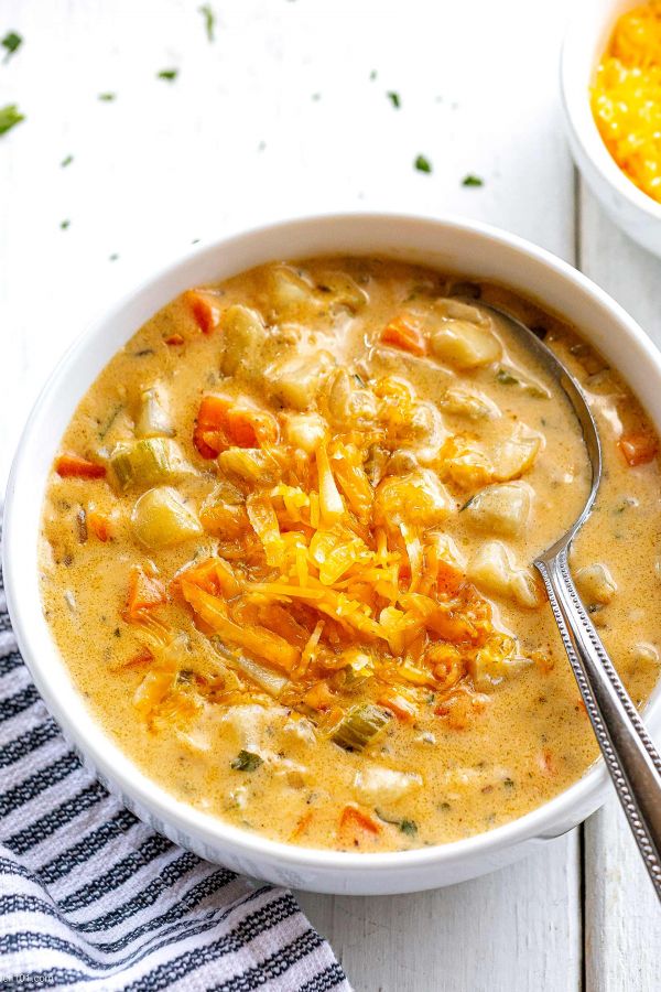 Best Cream of Potato Soup - #recipe by #eatwell101 - https://www.eatwell101.com/cream-of-potato-soup-recipe