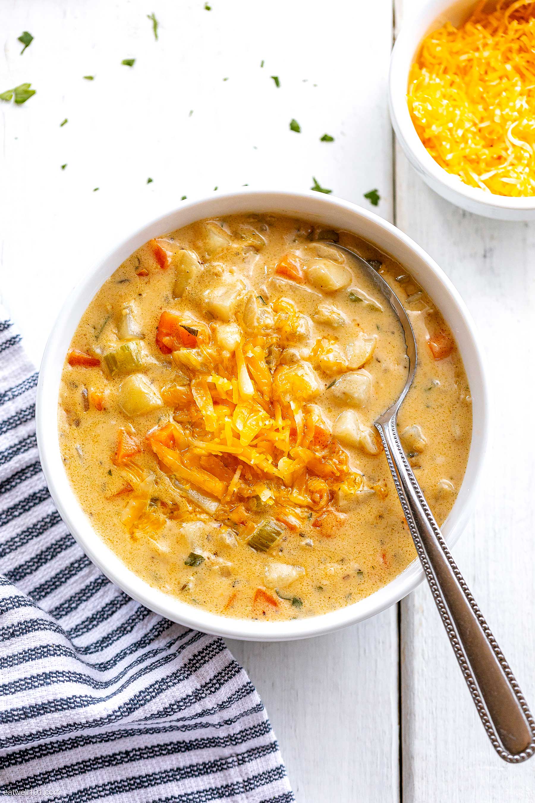 Cream Of Potato Soup Recipe How To Make Creamy Potato Soup Eatwell101 cream-of-potato-soup-recipe-how-to-make-creamy-potato-soup-eatwell101
