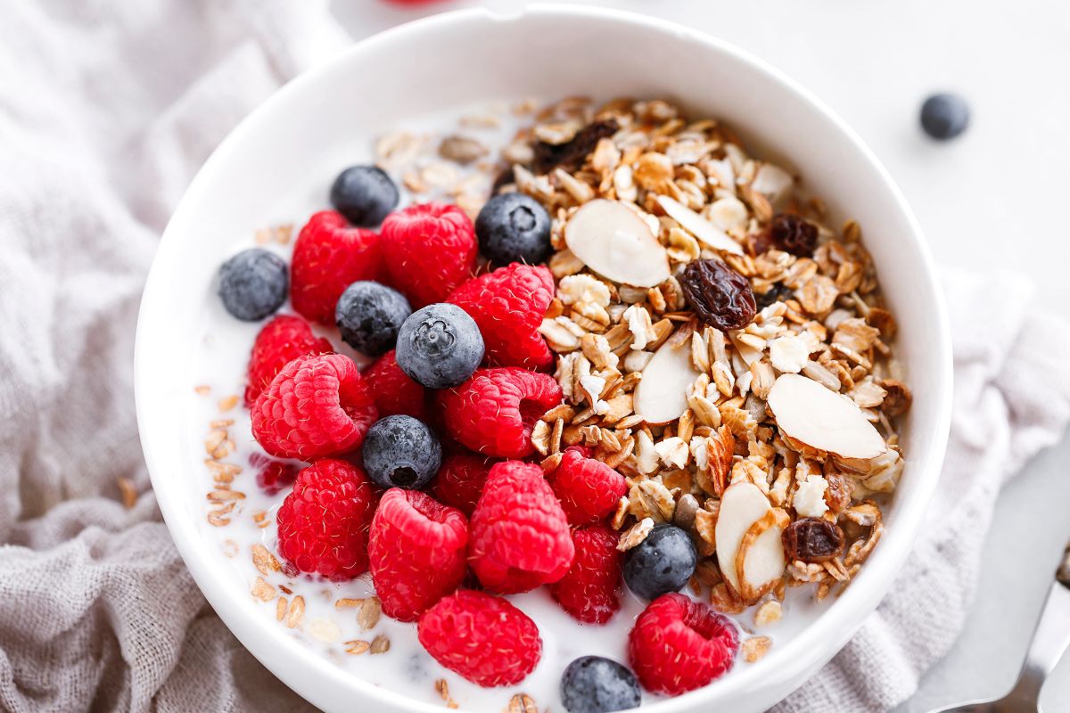 Healthy Muesli Breakfast Bowl