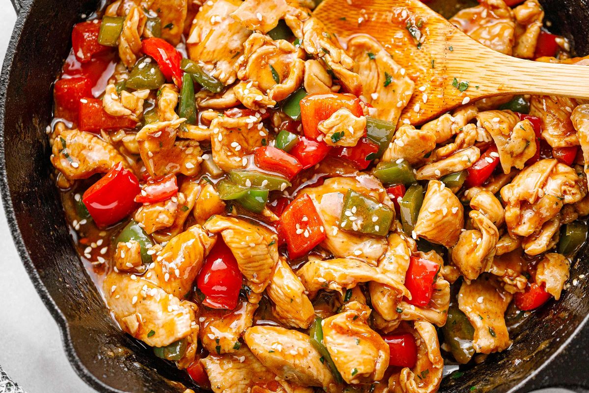 Pepper Chicken Stir Fry (15 Minutes)