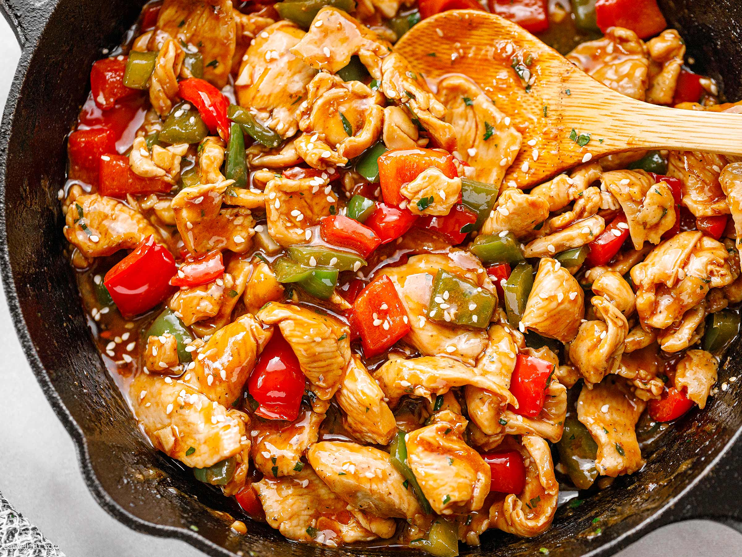 Pepper Chicken Stir Fry (15 Minutes)