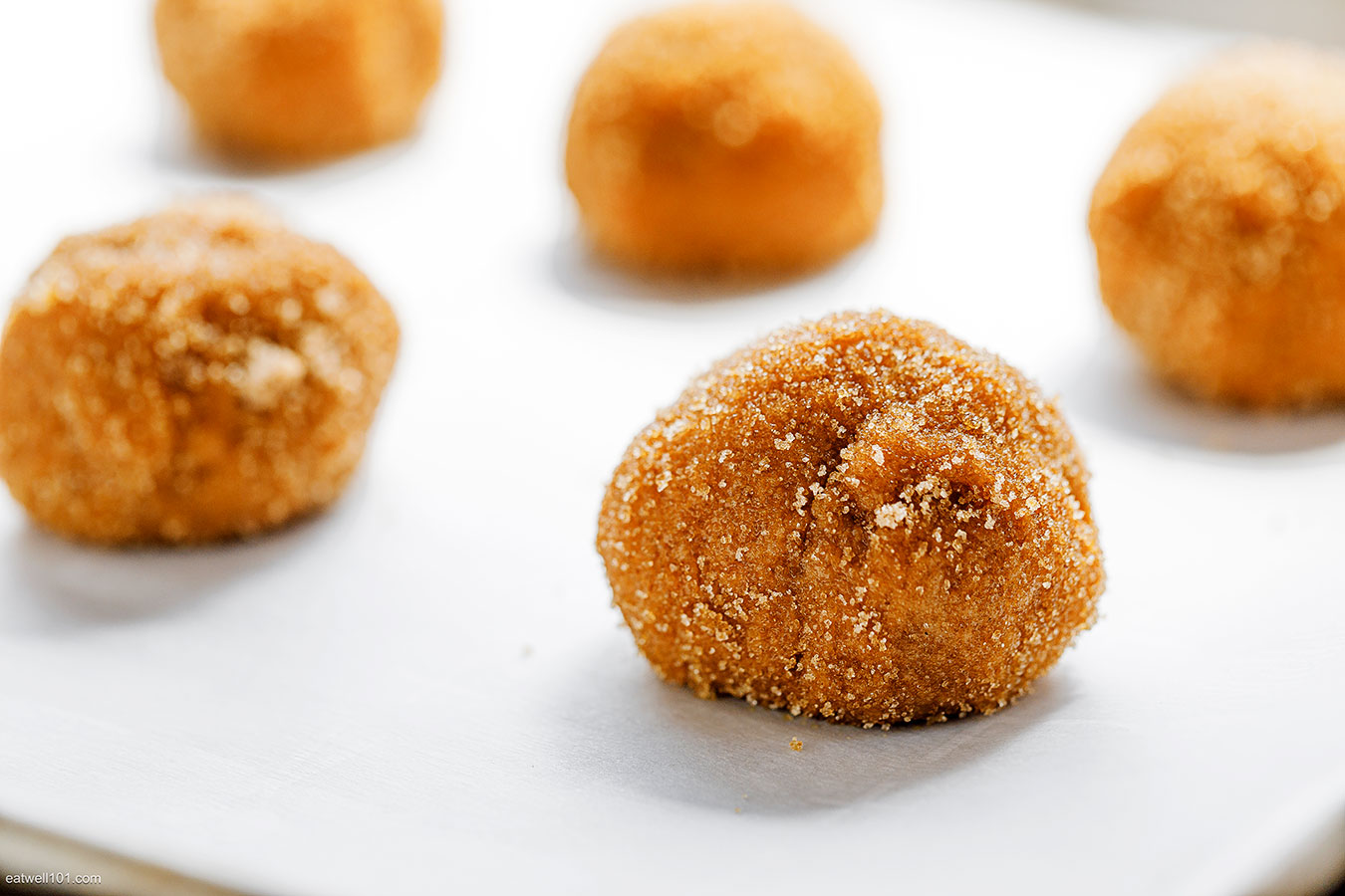 baking pumpkin cookies