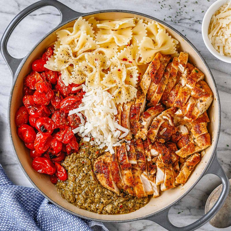 easy-pesto-chicken-pasta-recipe-chicken-pasta-dinner-eatwell101