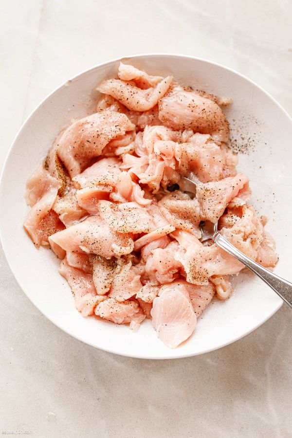 Pepper Chicken Stir Fry (15 Minutes)