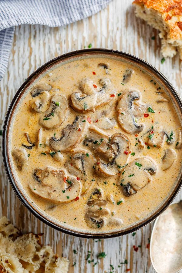 Creamy Mushroom Soup - #recipe by #eatwell101 - https://www.eatwell101.com/creamy-mushroom-soup-recipe